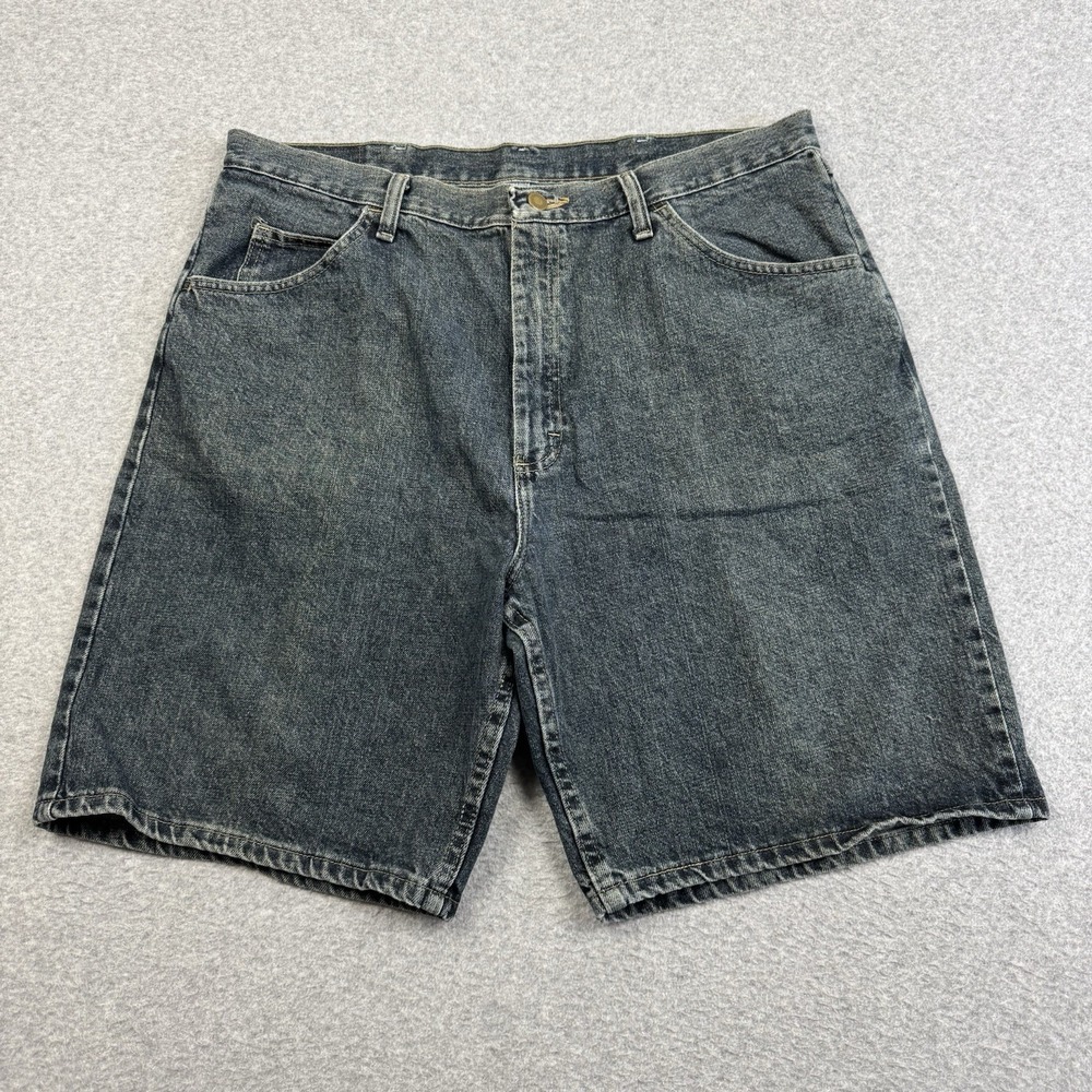 Vintage Wrangler Relaxed Fit Shorts Men's 38 Jorts Medium Wash Rugged Work Y2K‎